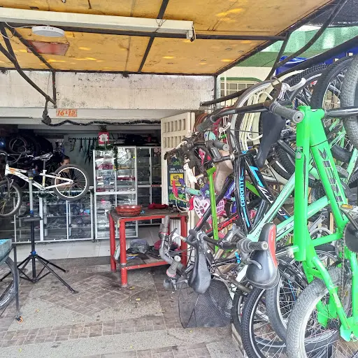 Foto de Almacen De Bicimotos El Gringo, taller de bicicletas en Neiva