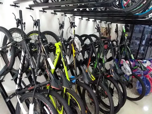 Foto de Almacén Flota Blanca Sede 3, tienda de bicicletas en Armenia