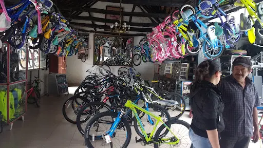 Imagen de Almacen Y Taller Kiko Quiñones