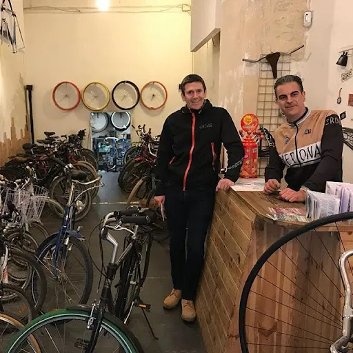 Foto de Barcelona Cycle Co., taller de bicicletas en Ciutat Vella