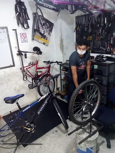 Foto de Bicicloy, taller de bicicletas en Medellin