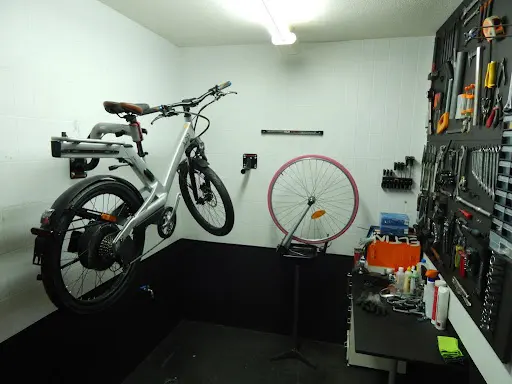 Foto de Bicihome, taller de bicicletas en Moratalaz