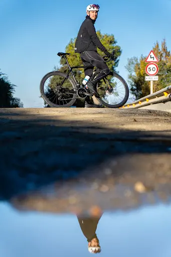 Foto de Biciworks - Taller De Bicicletas, taller de bicicletas en Sants-Montjuic
