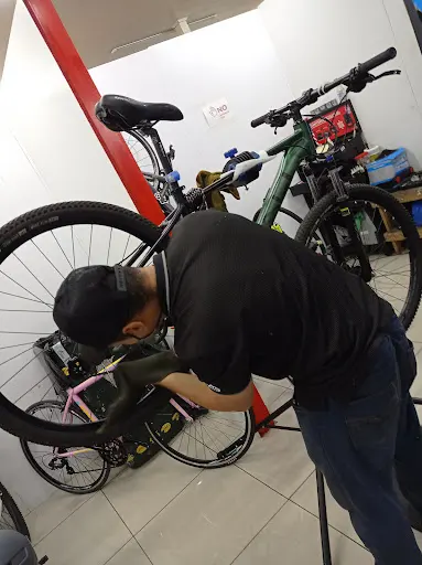 Foto de Bike Service Center, taller de bicicletas en San Jose