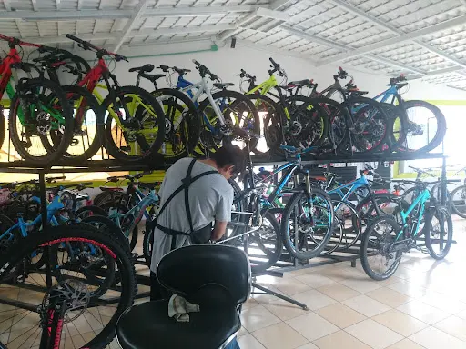 Foto de Bikeness, tienda de bicicletas en Santiago de Queretaro