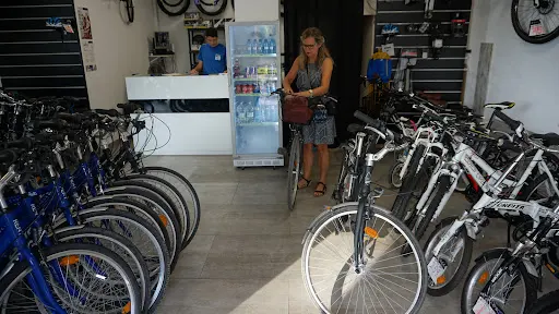Foto de Cauce Bikes · Alquiler Y Taller De Bicicletas, alquiler de bicicletas en Valencia