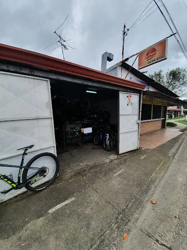 Foto de Ciclo Mana, taller de bicicletas en Llorente