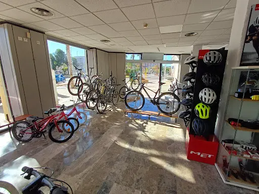 Foto de Ciclos Quart, tienda de bicicletas en Manises
