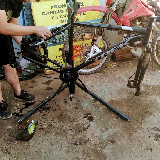 Imagen de DC Bikes Taller Ciclista