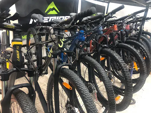 Foto de Duvélo/Giant/Shimano Service Center, tienda de bicicletas en San Martin Texmelucan de Labastida