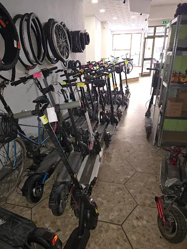 Imagen de Erazo | Taller De Patinetes