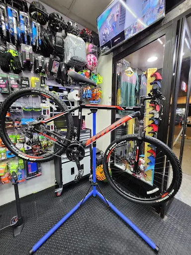 Foto de Erbike, taller de bicicletas en Santiago
