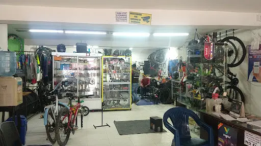 Foto de Erik Tecno Bikes- Bicicleteria Taller Y Venta De Repuestos, taller de bicicletas en Cali