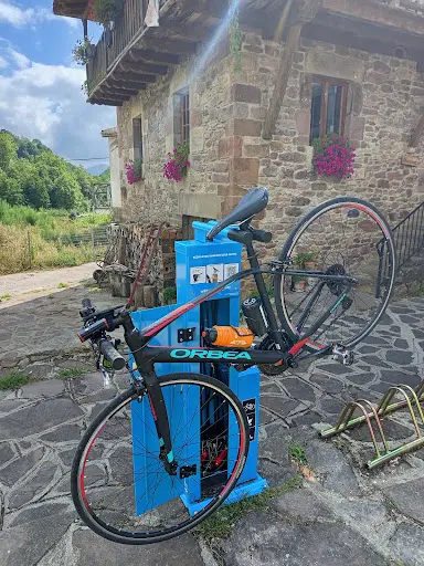 Imagen de Estación De Reparación De Bicicletas
