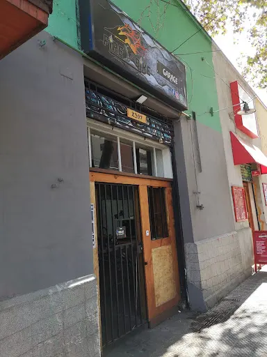 Foto de Firebike Garage, taller de bicicletas en Santiago