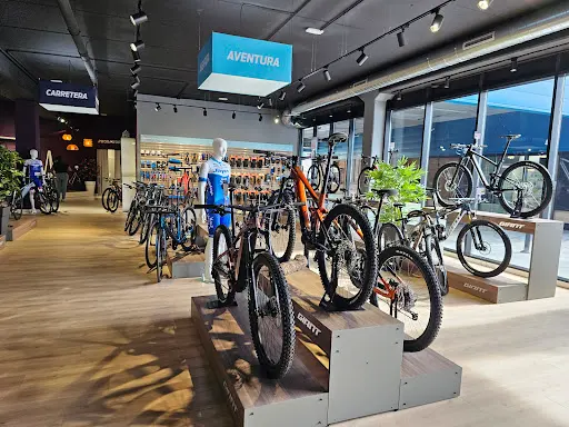 Foto de Giant Store Santa Cruz De Tenerife, tienda de bicicletas en Santa Cruz de Tenerife