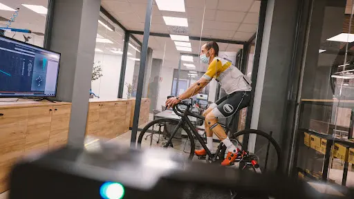 Foto de Hummi Bikes | Biomecánica Ciclismo, taller de bicicletas en Mislata