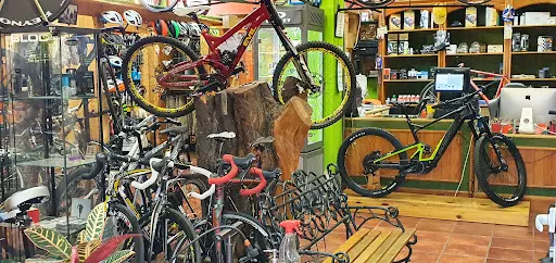 Imagen de Kamikaze Bike - La Casa Vieja Del Ciclista