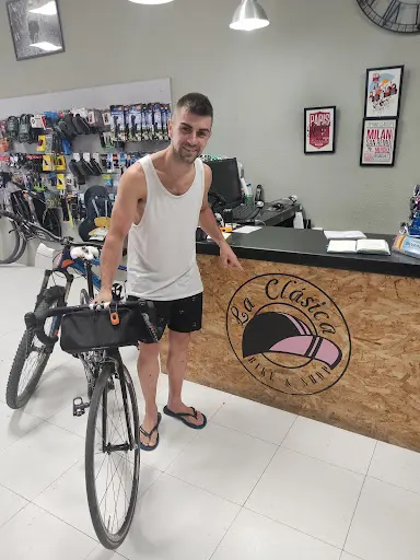 Foto de La Clásica, tienda de bicicletas en Lugo