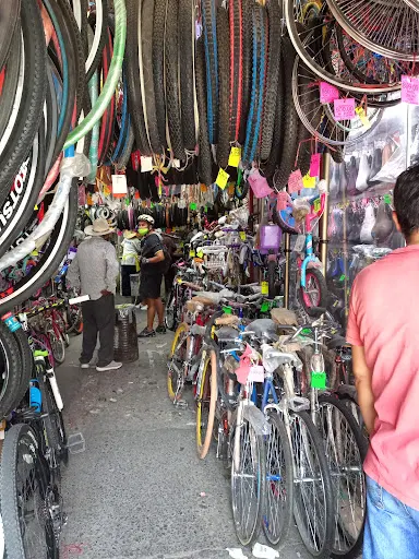 Foto de Los, tienda de bicicletas en Leon