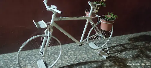 Foto de Marcos Reyes Yáñez- Don "Z, taller de bicicletas en Talca