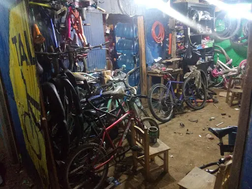 Imagen de Miscelánea Y Taller El Aguacatal