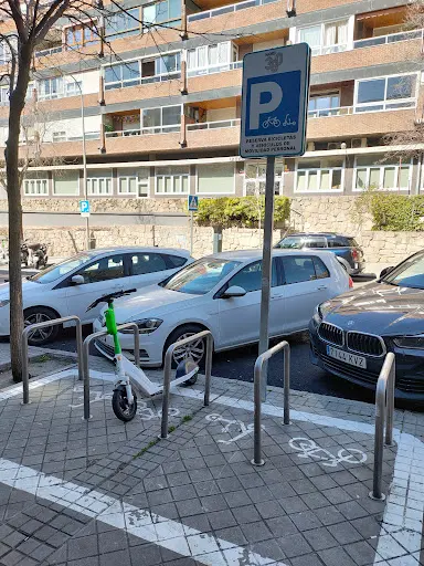 Foto de Parking Bicis, estacionamiento para bicicletas en Chamberi