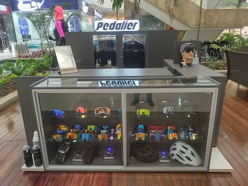 Imagen de Pedalier Cycling Shop