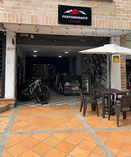 Foto de Performance Cycles, tienda de bicicletas en Medellin