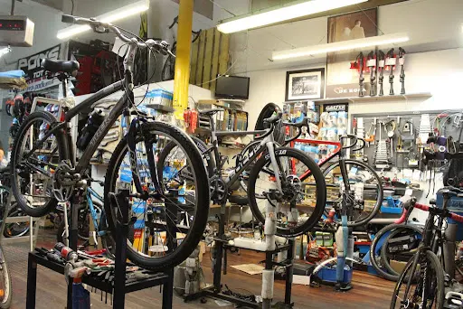 Foto de Pons Totbici, taller de bicicletas en Sant Marti
