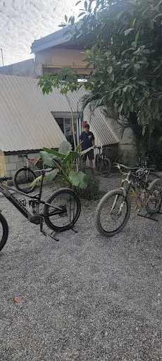 Foto de Puerto De Montaña Bahía, tienda de bicicletas en Las Jarretaderas