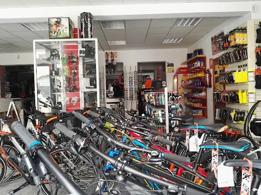 Foto de Quintana Bike Shop, tienda de bicicletas en s'Arenal