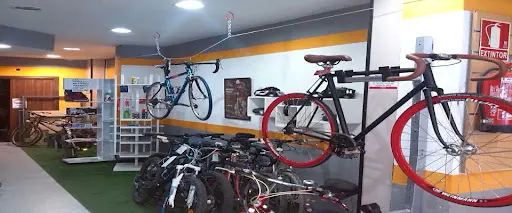 Imagen de R & A Bike Work Shop S.l