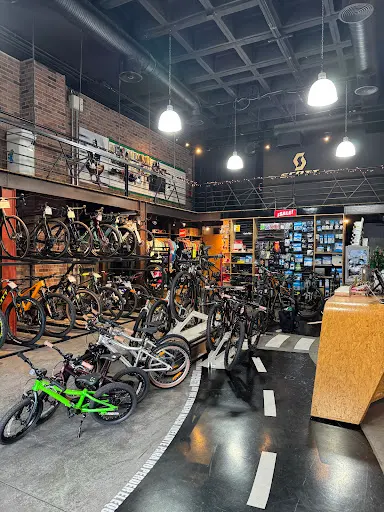 Foto de Ruta 87 Bike Store San Pedro, tienda de bicicletas en Garza Garcia