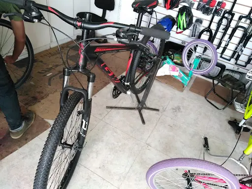 Foto de Taller De Bicicletas 1999, taller de bicicletas en Funza