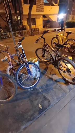 Imagen de Taller De Bicicletas" Los Topacios De Ate