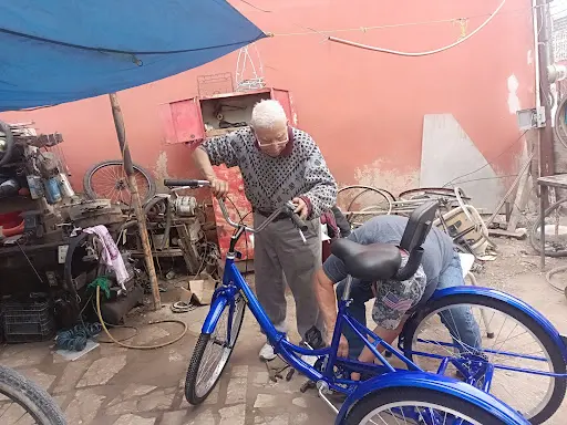 Foto de Taller De Bicicletas, taller de bicicletas en Piedras Negras