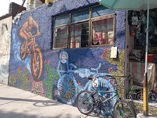 Foto de Taller De Bicis "El Mairo, taller de bicicletas en Coyoacan