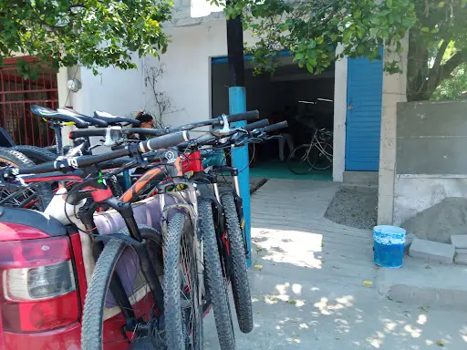Imagen de Taller De Bicis Y Motos Ruedas De Leon