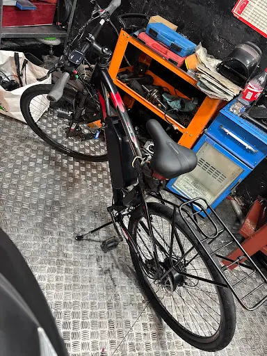 Foto de Taller Versa, taller de bicicletas en City Center