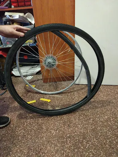 Foto de Tecno-bici, taller de bicicletas en Tavernes Blanques