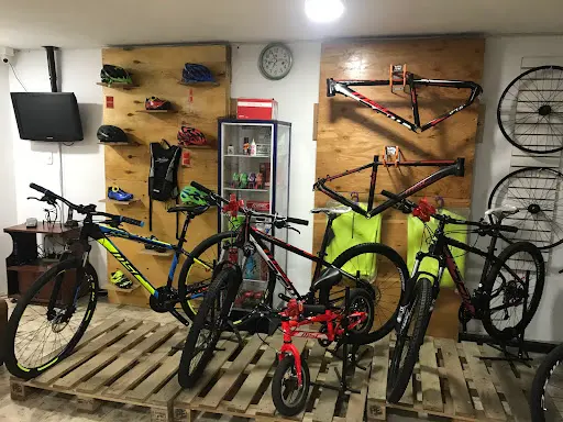 Foto de Tiendas Bike Center, tienda de bicicletas en Cali