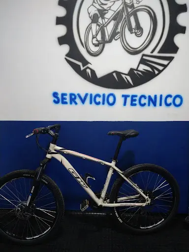 Foto de Víctor Bike Chinú Mantenimiento Especializado, tienda de bicicletas en Chinu