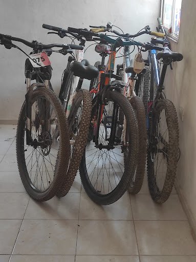 Taller de bicicletas Taller de bicicletas Mr MEGABIKE